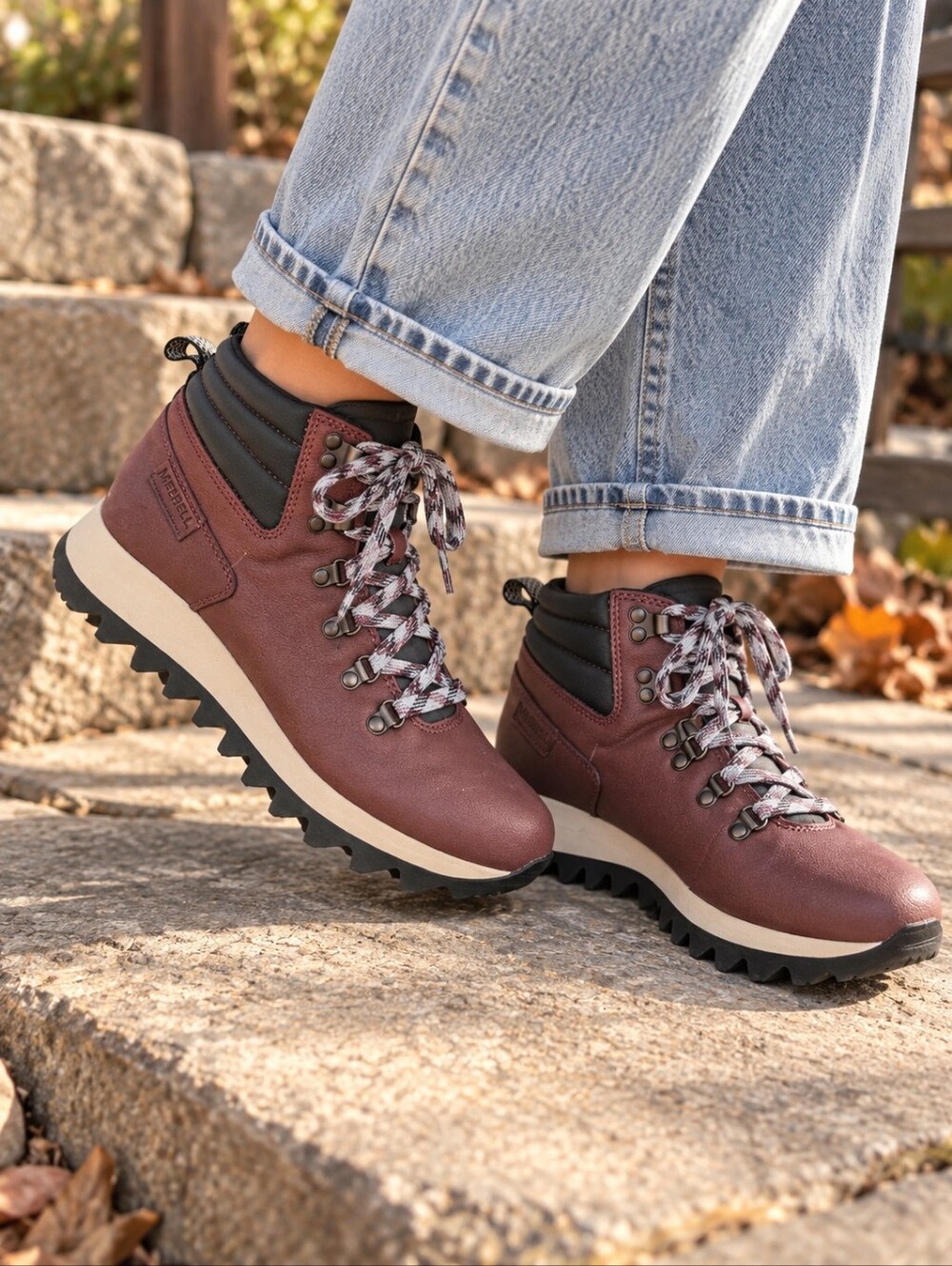 Merrell Women's Alpine Hiking Boots - Burgundy Size 7.5